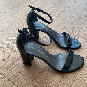 Stuart Weitzman NearlyNude Black Patent Leather Block Heel Sandals Size 6.5